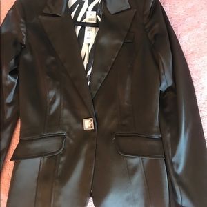 Cache Black Satin Suit Jacket Size 8 Pants Size 4